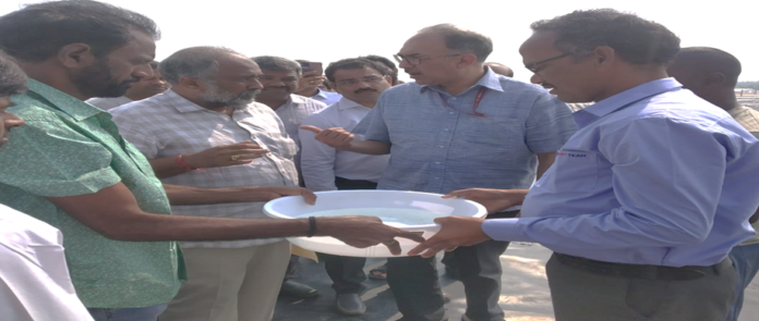 Department of Fisheries Dr Abhilaksh Likhi visits Kalinga Pattinam, Srikakulam District of Andhra Pradesh and interacts with Shrimp farmers and visits Brood Multiplication Centre at Kottapalam